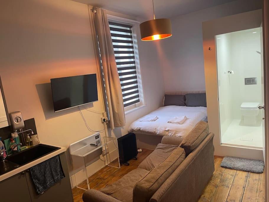 Apartamento 4 Quiet Compact Studio With Garden View - Best Location - Comfortable - Quiet Brighton Exterior foto